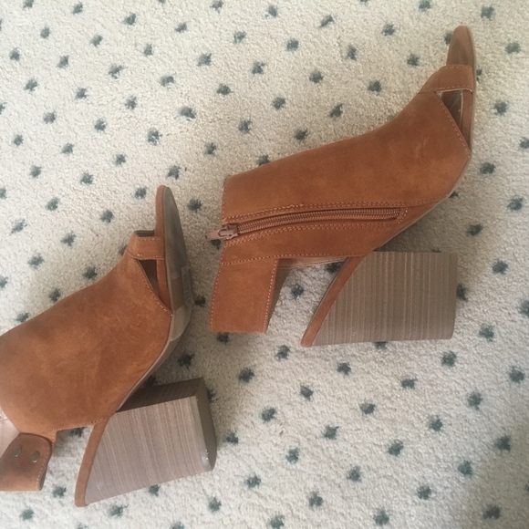 Express Open Toe Bootie - Picture 2 of 3